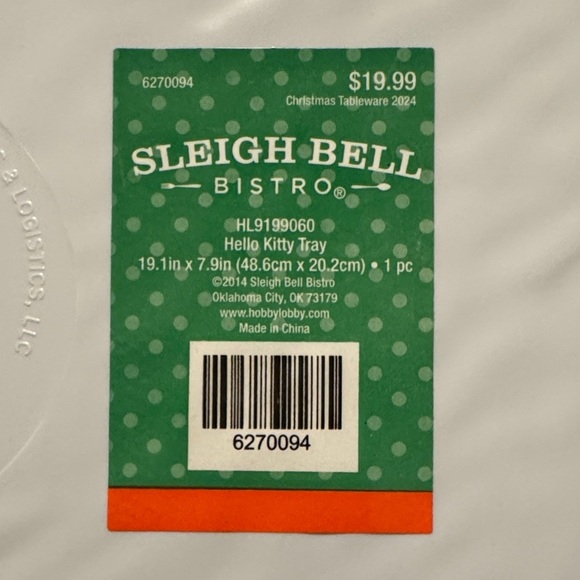 Hello Kitty Christmas Tray - Picture 5 of 7